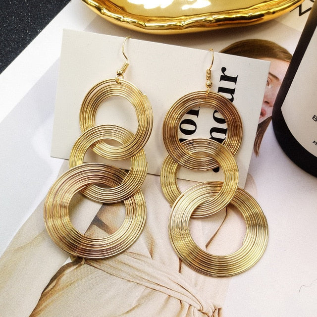 2019 New Crystal Pearl Tassel Earrings Female Long Paragraph Geometric Pendant Earrings Wedding Fashion Jewelry Jewelry Gifts