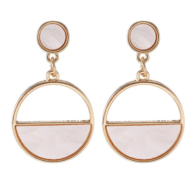 2019 nuevos pendientes de mujer de Color Metal Simple encanto hueco geométrico colgante pendientes adecuado para el regalo de amante de la joyería de invierno