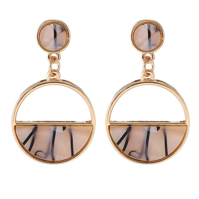 2019 nuevos pendientes de mujer de Color Metal Simple encanto hueco geométrico colgante pendientes adecuado para el regalo de amante de la joyería de invierno