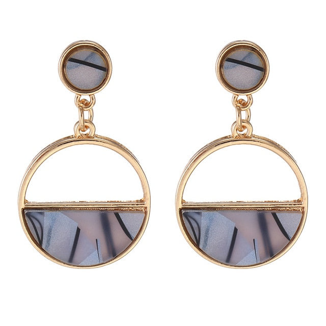 2019 nuevos pendientes de mujer de Color Metal Simple encanto hueco geométrico colgante pendientes adecuado para el regalo de amante de la joyería de invierno