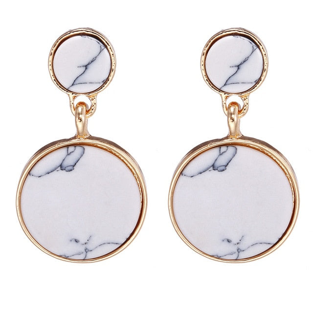2019 nuevos pendientes de mujer de Color Metal Simple encanto hueco geométrico colgante pendientes adecuado para el regalo de amante de la joyería de invierno